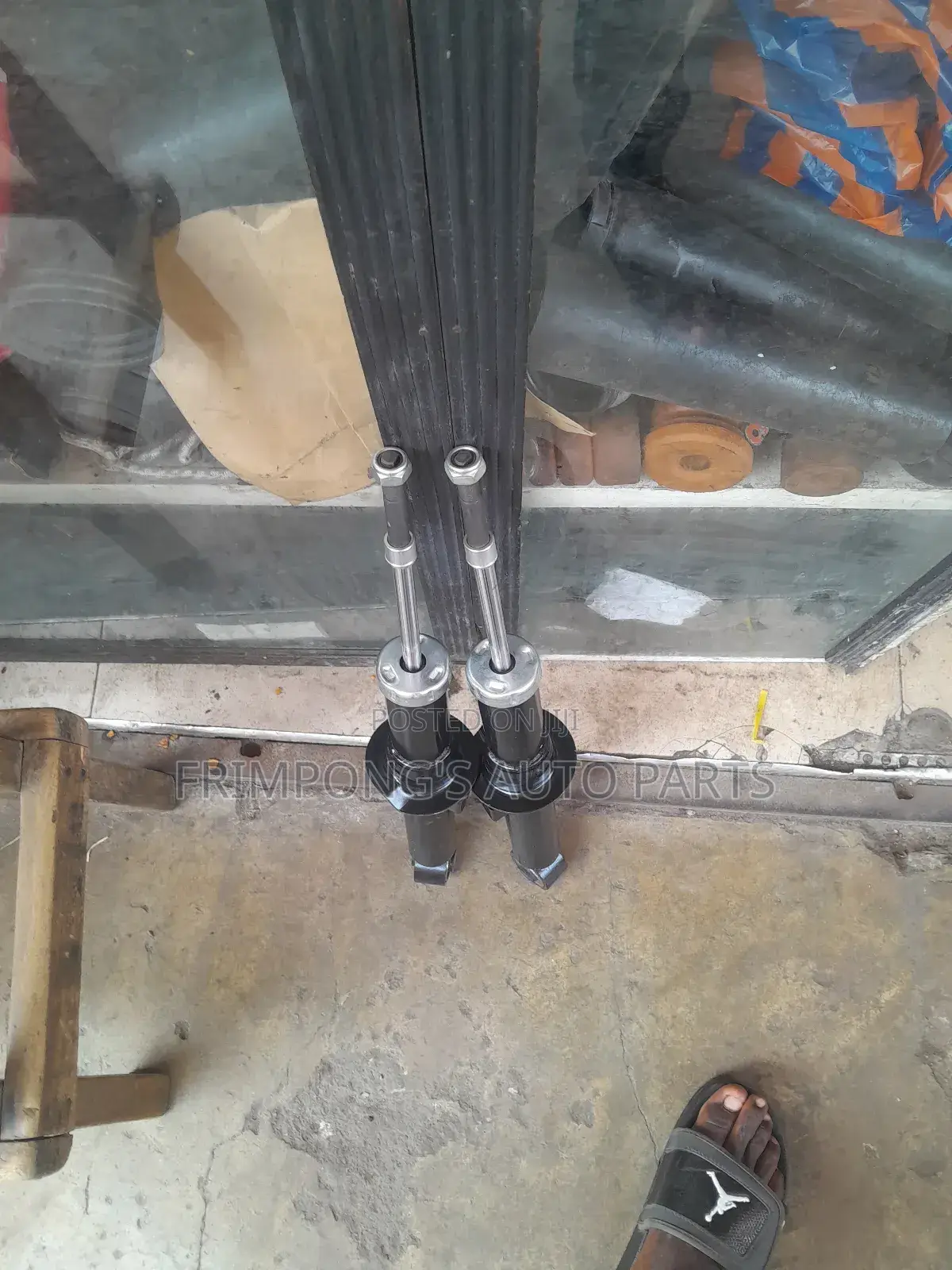 Kia Sorento 2000 to 2006 Front Shocks Absorbers