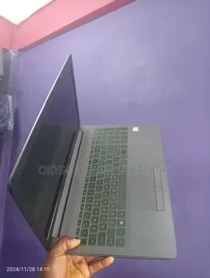 Laptop HP 250 G7 8GB Intel Core I3 HDD 500GB