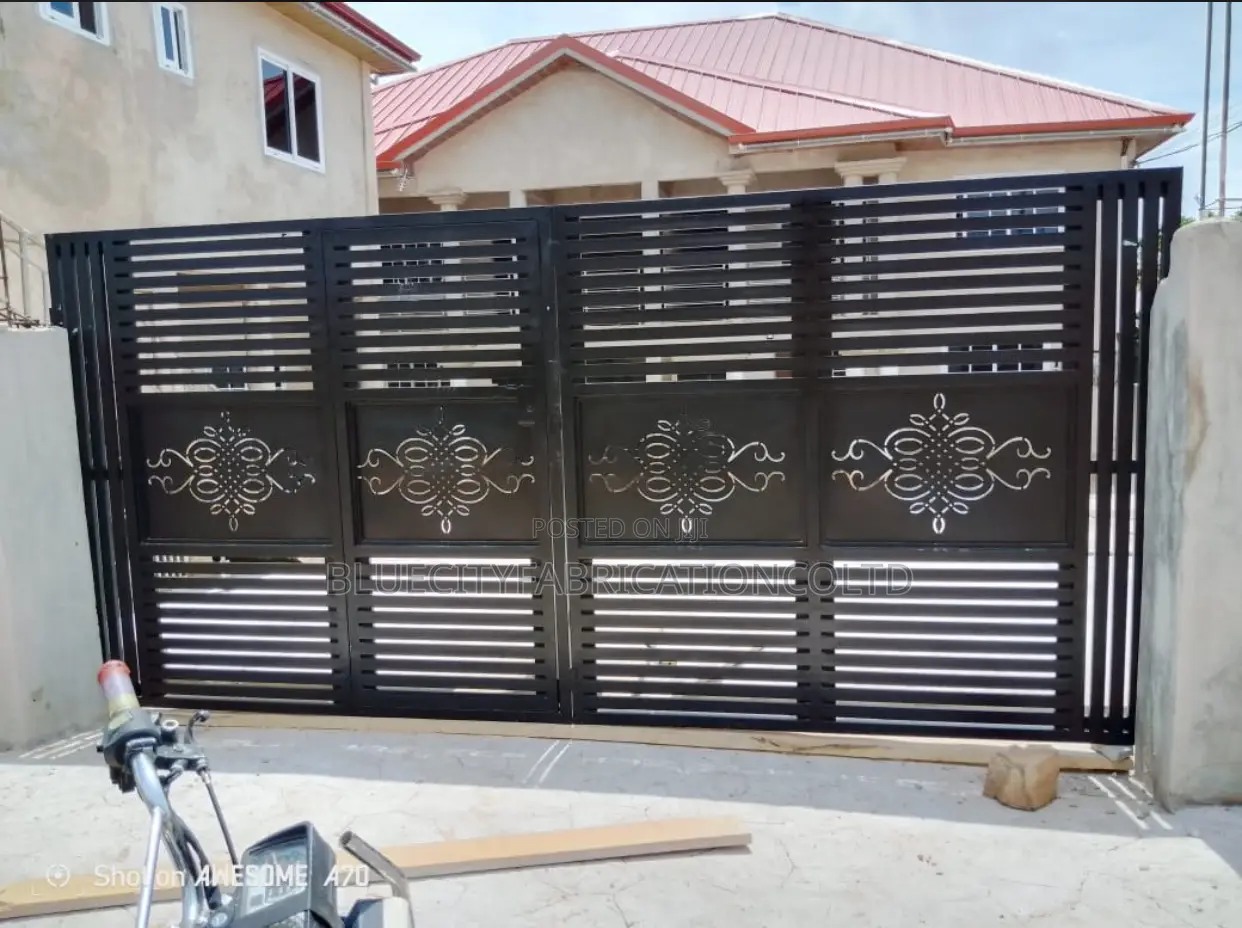 Mordern Sliding Metal Gate