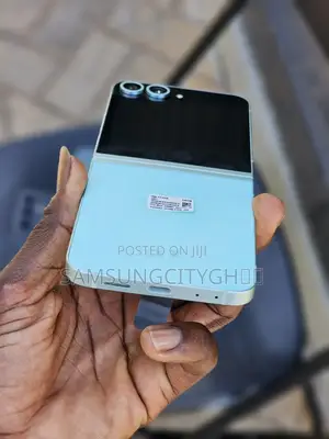New Samsung Galaxy Z Flip6 256 GB Blue