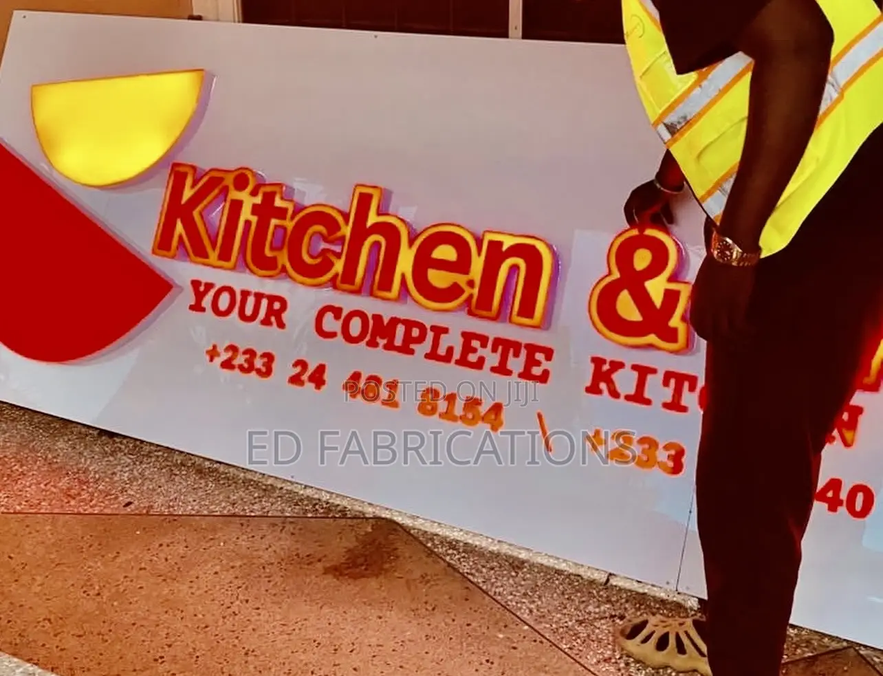 3D 2D Signage
