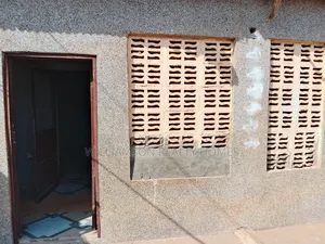 1bdrm Apartment in Spintex Road for rent