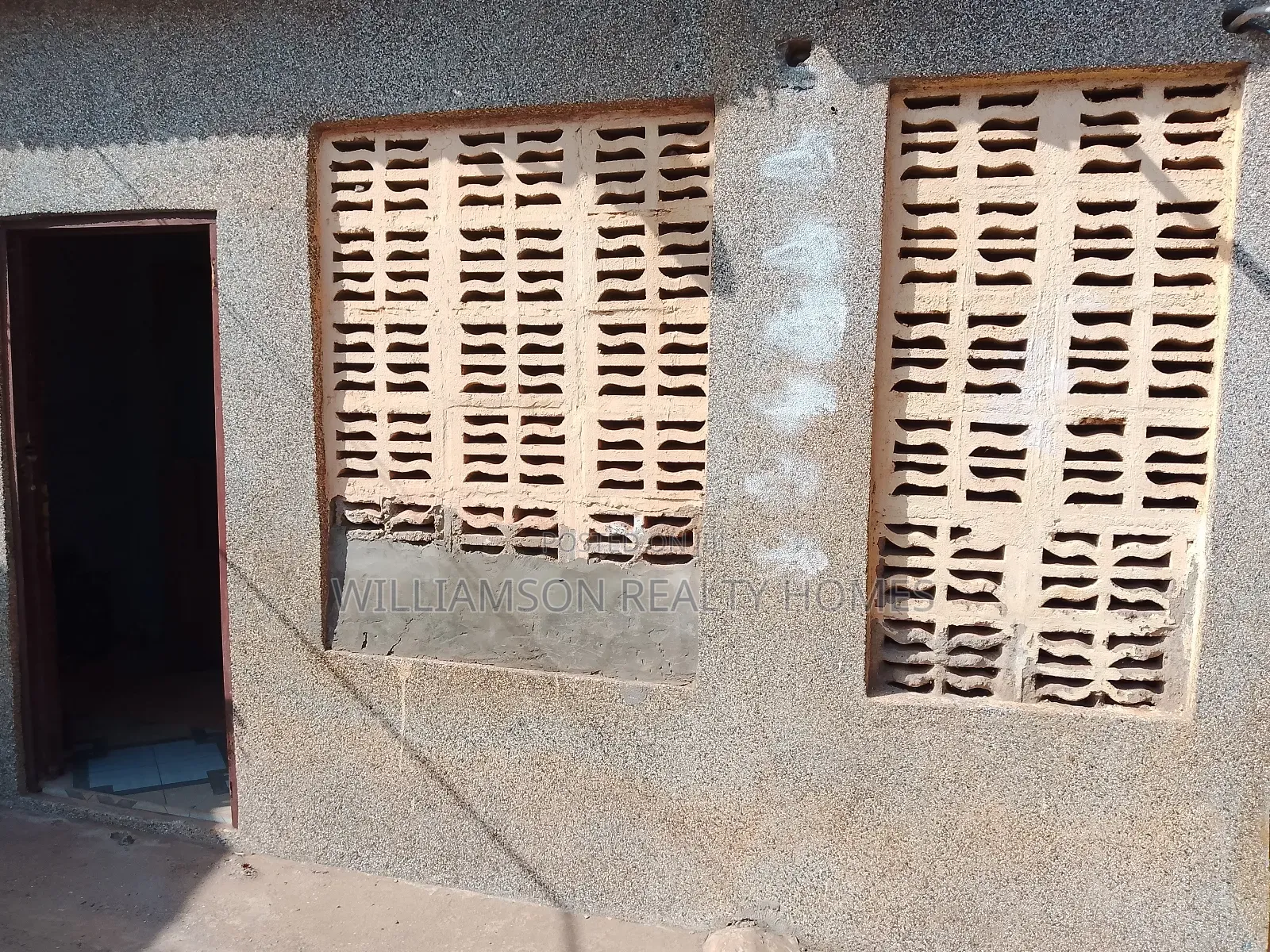 1bdrm Apartment in Spintex Road for rent