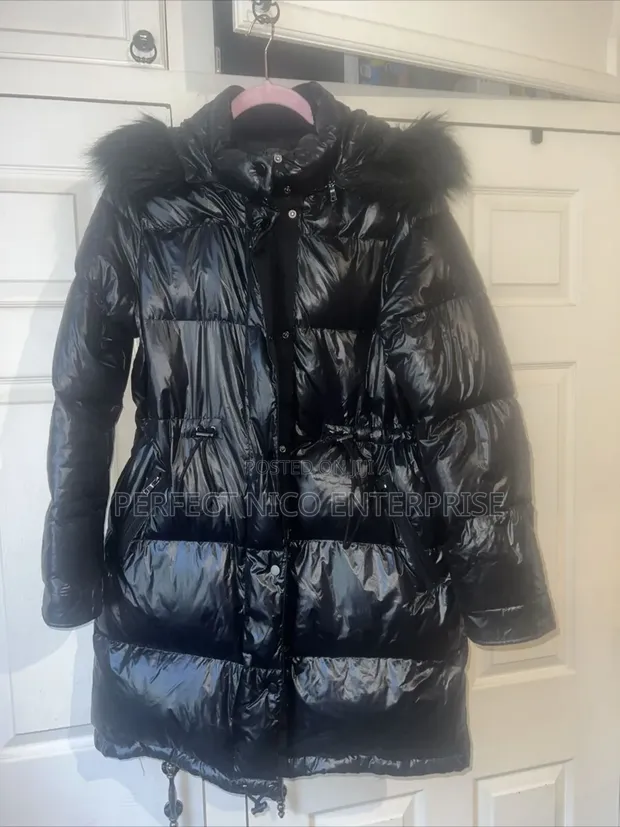 Zara Woman Black Shiny Winter Jacket in Ga East Municipal
