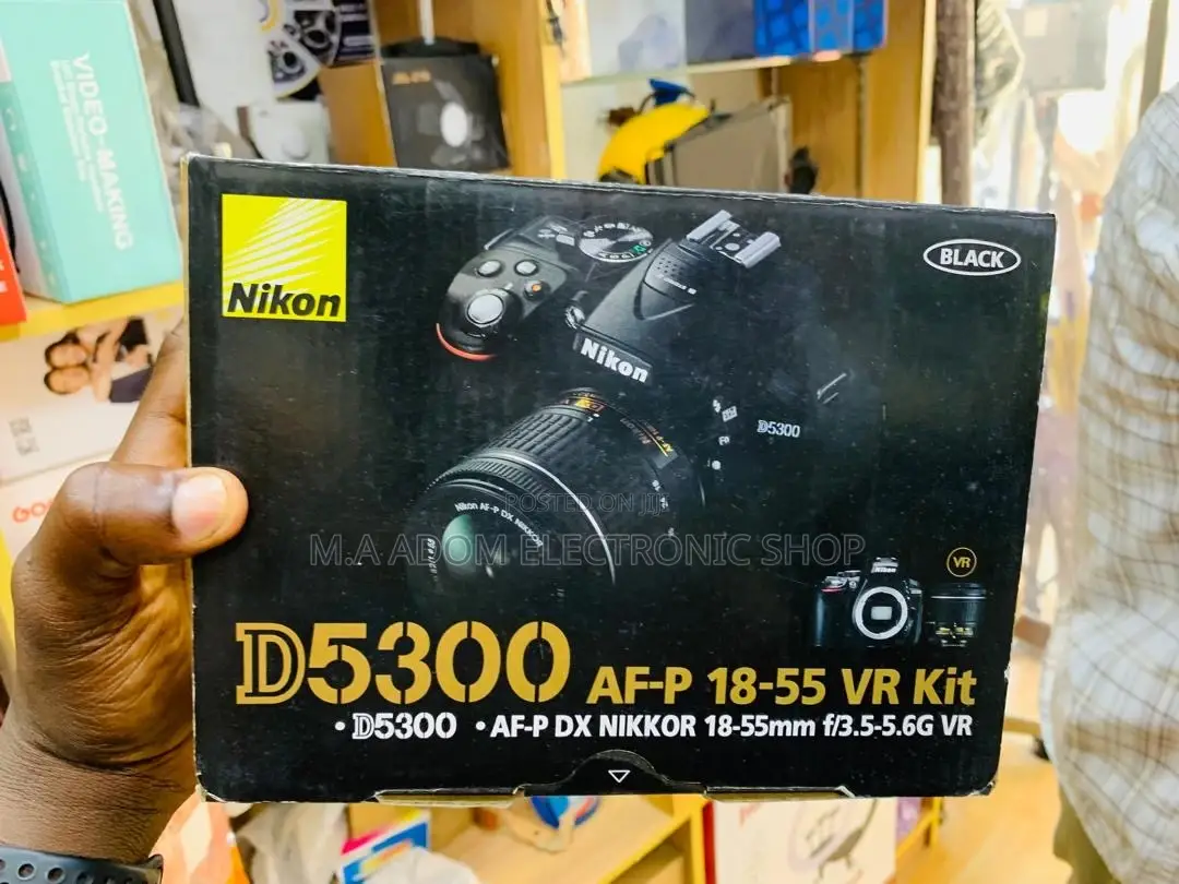 Nikon D5300 Camera With Lens