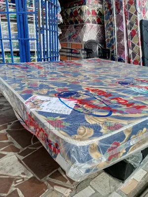 Mattress(100% Comfortable) Queen Size 6" Latex Foam