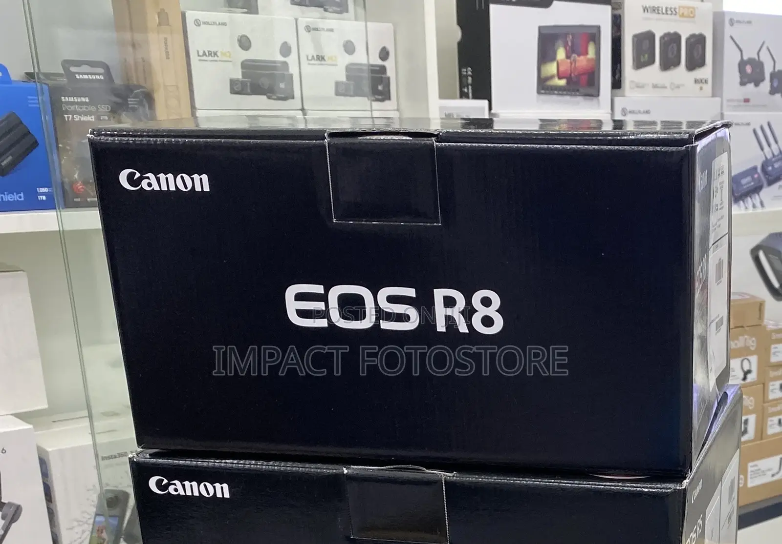 Canon Eos R8 Mirrorless Camera