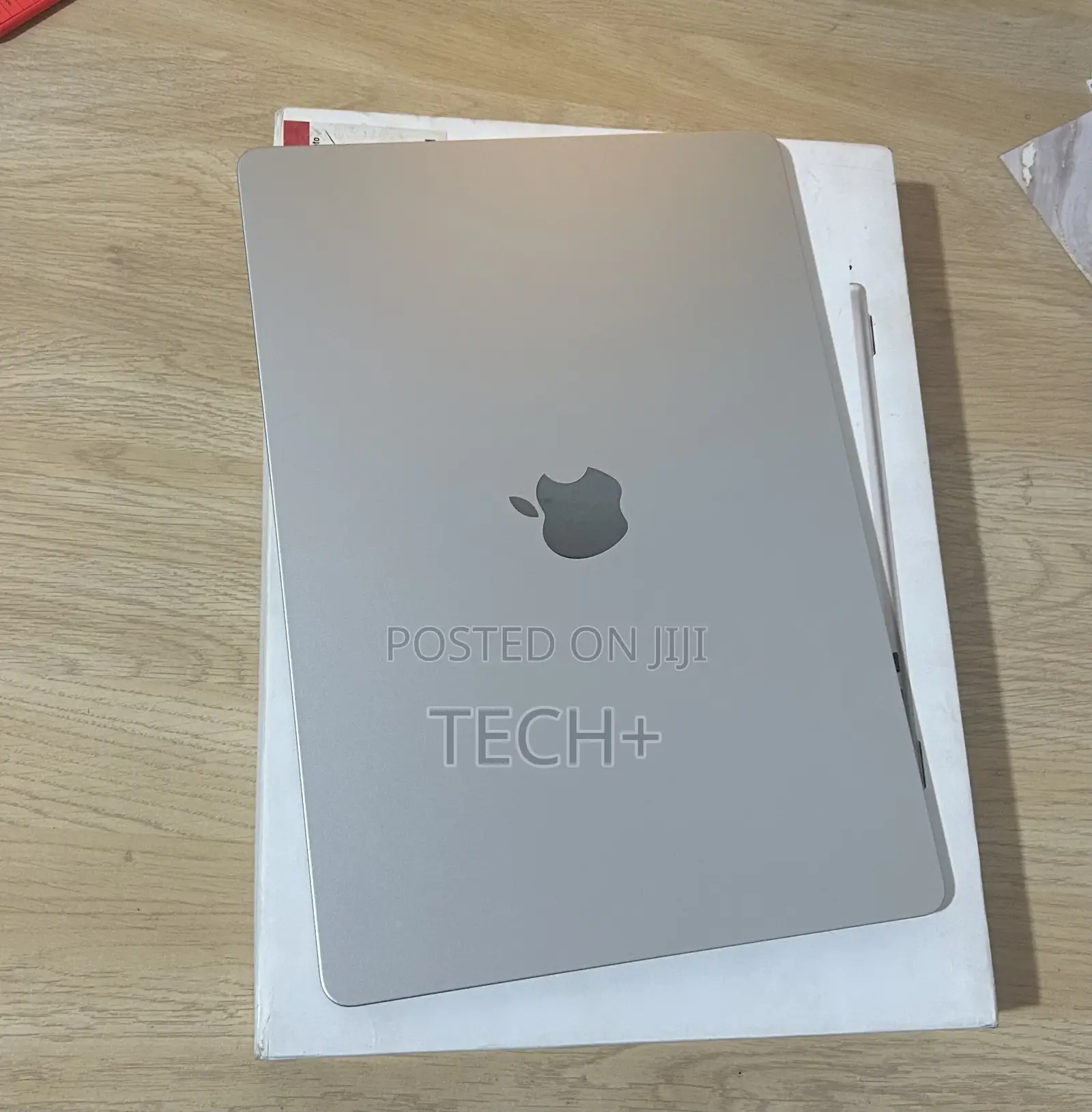 Laptop Apple MacBook Air 2024 M3 15-Inch 8GB Apple M3 SSD 256GB