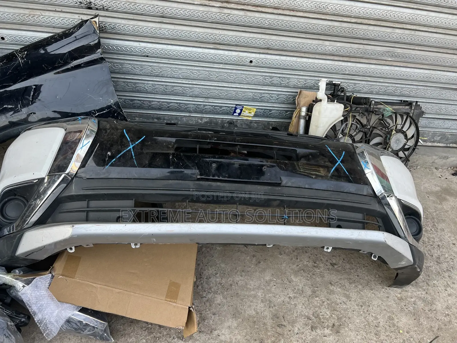 Mitsubishi Outlander Front Bumper W/ Fog Lamps 2017-2020