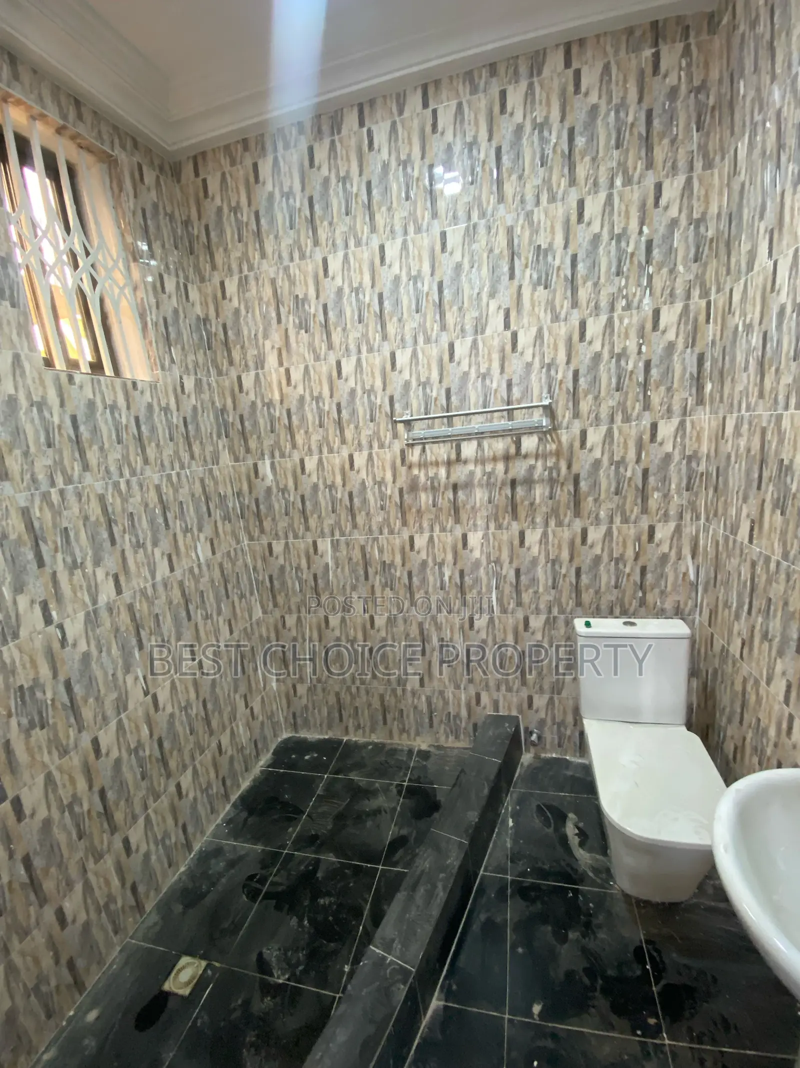 1bdrm Apartment in East Legon Hills, School Junction for rent