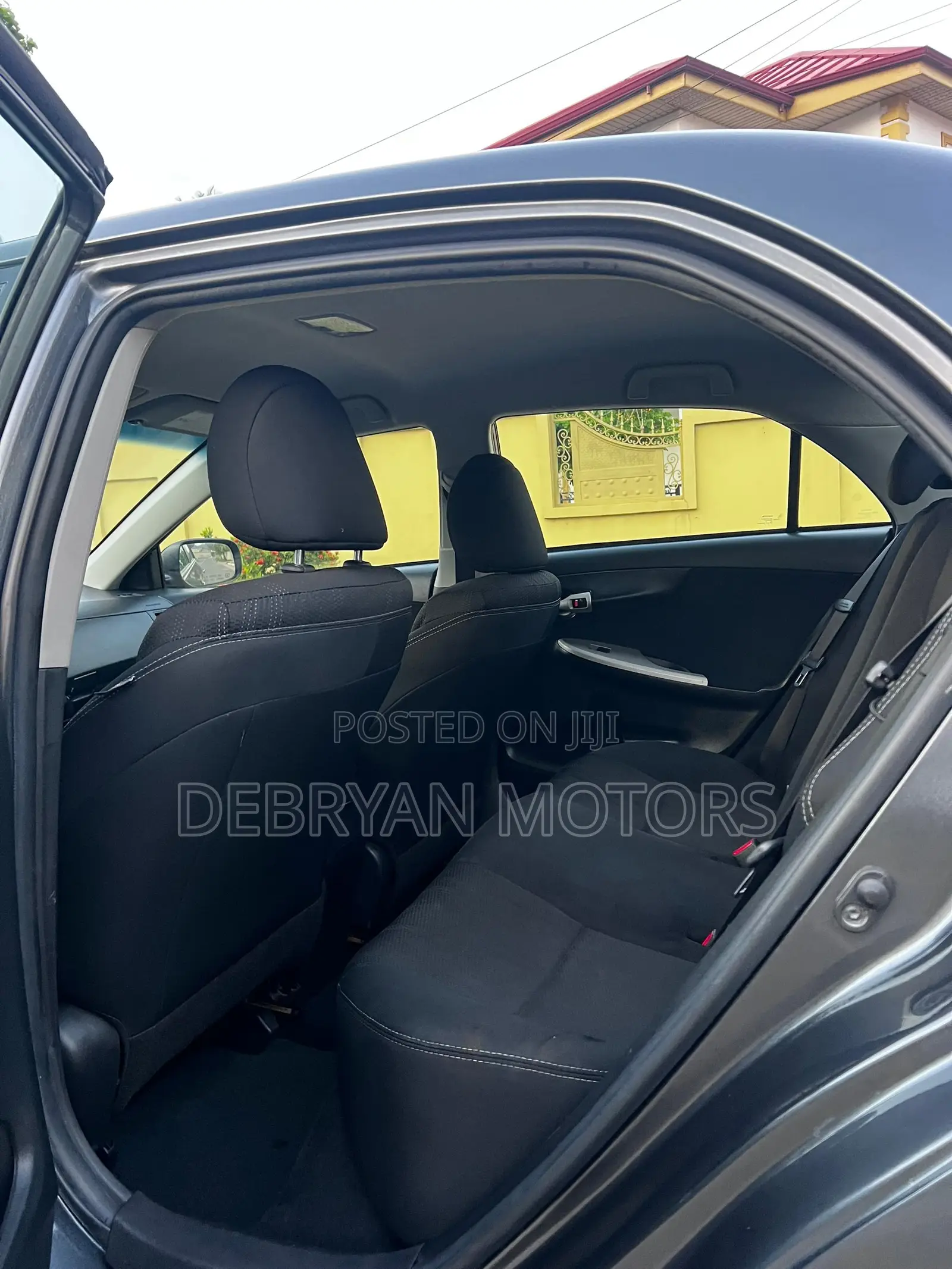 Toyota Corolla S 5-Speed 2013 Gray