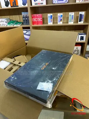 Aruba Networking CX 6300M 24 Ports Switch