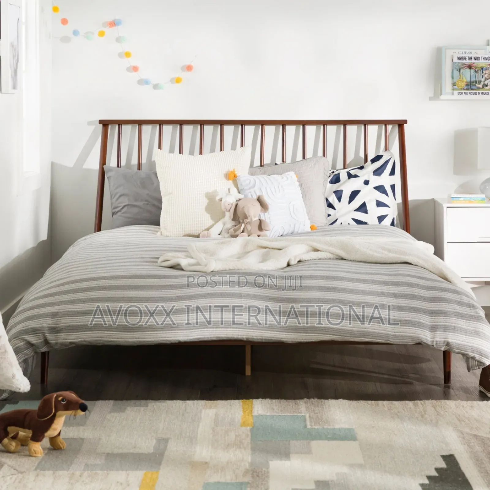Walker Edison BQSPINCA Modern Wood Queen Spindle Bed