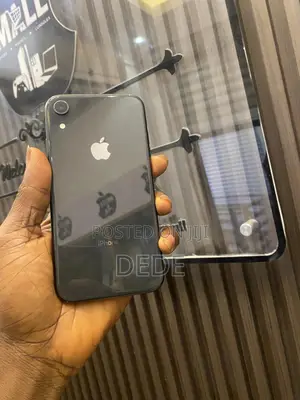 Apple iPhone XR 64 GB Black