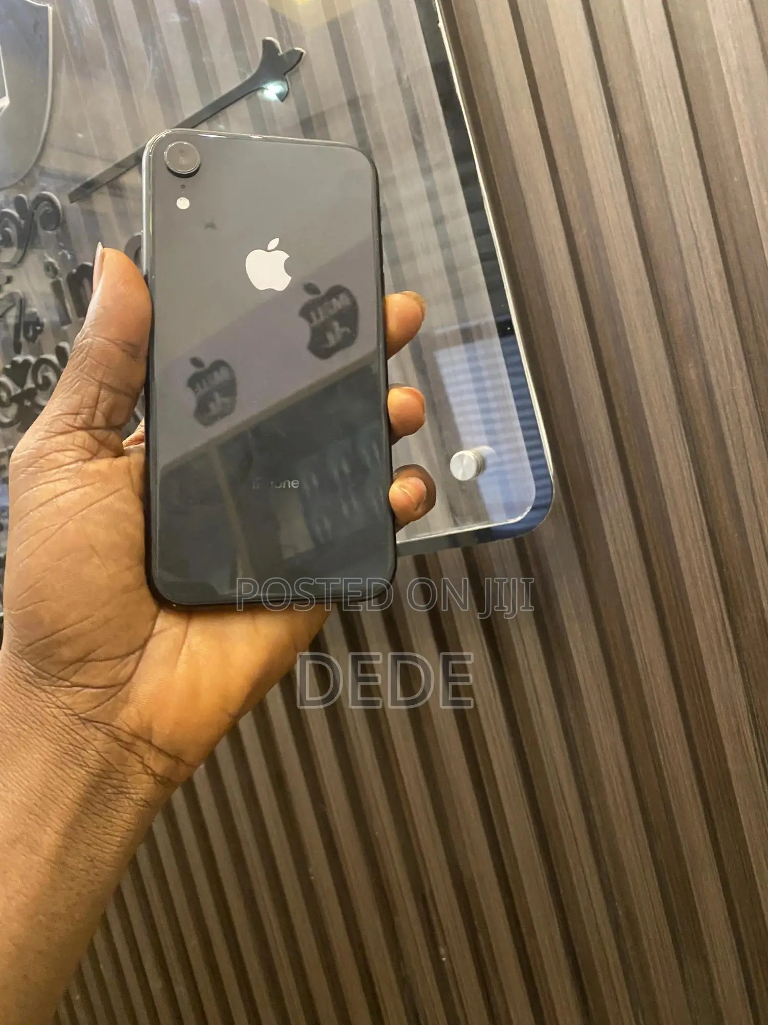 Apple iPhone XR 64 GB Black