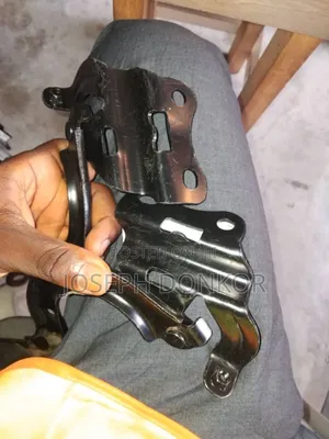 Corolla Bonnet Hinges 2014,2015,2016,2017,2018,2019