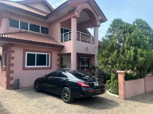 4bdrm Townhouse / Terrace in Bronko Housing, East Legon for rent
