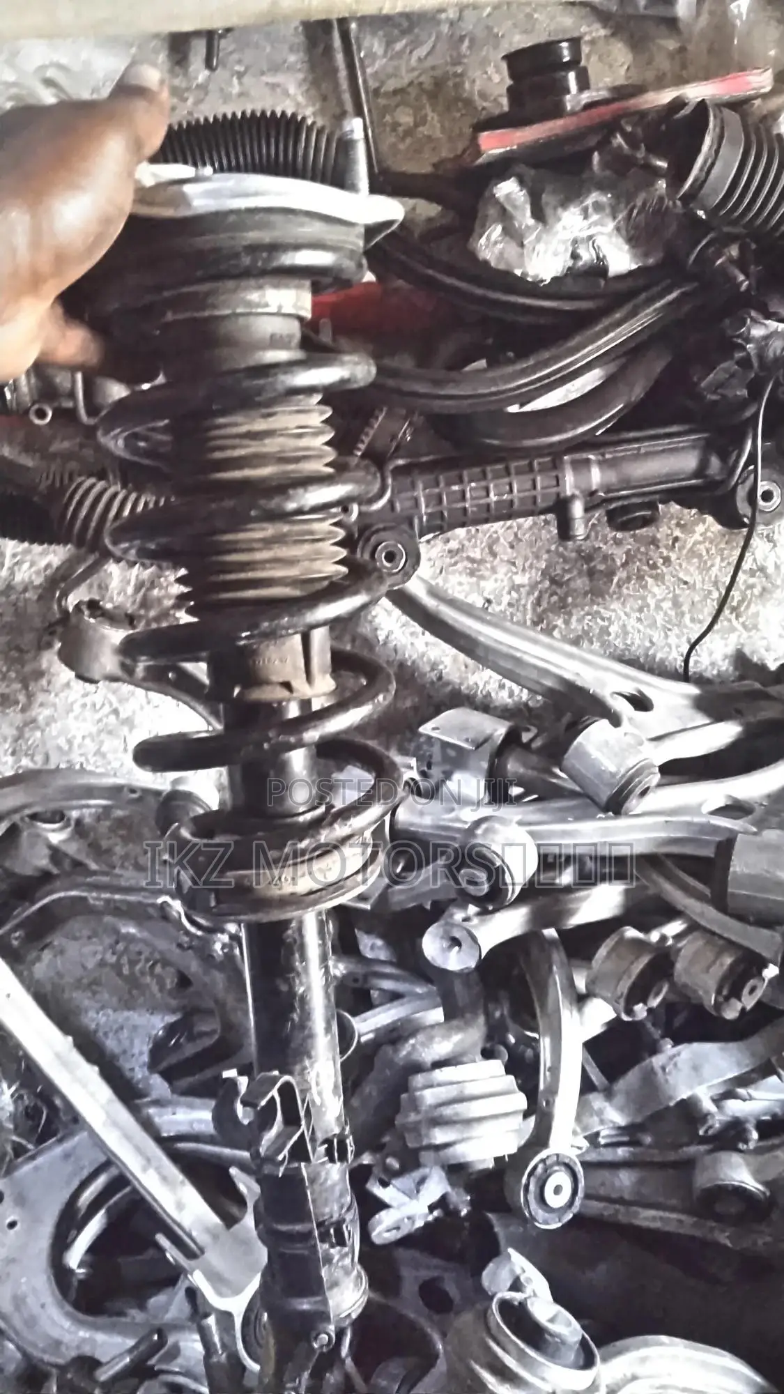 Mercedes Benz C300/W205/C200/C260/ Front Shocks