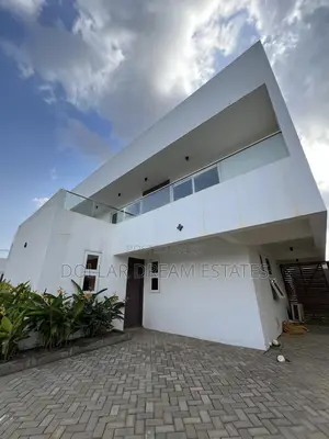 3bdrm Townhouse / Terrace in Abokobi for rent