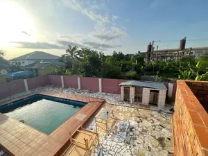 7bdrm Mansion in Skm, Ashomang Estate for sale