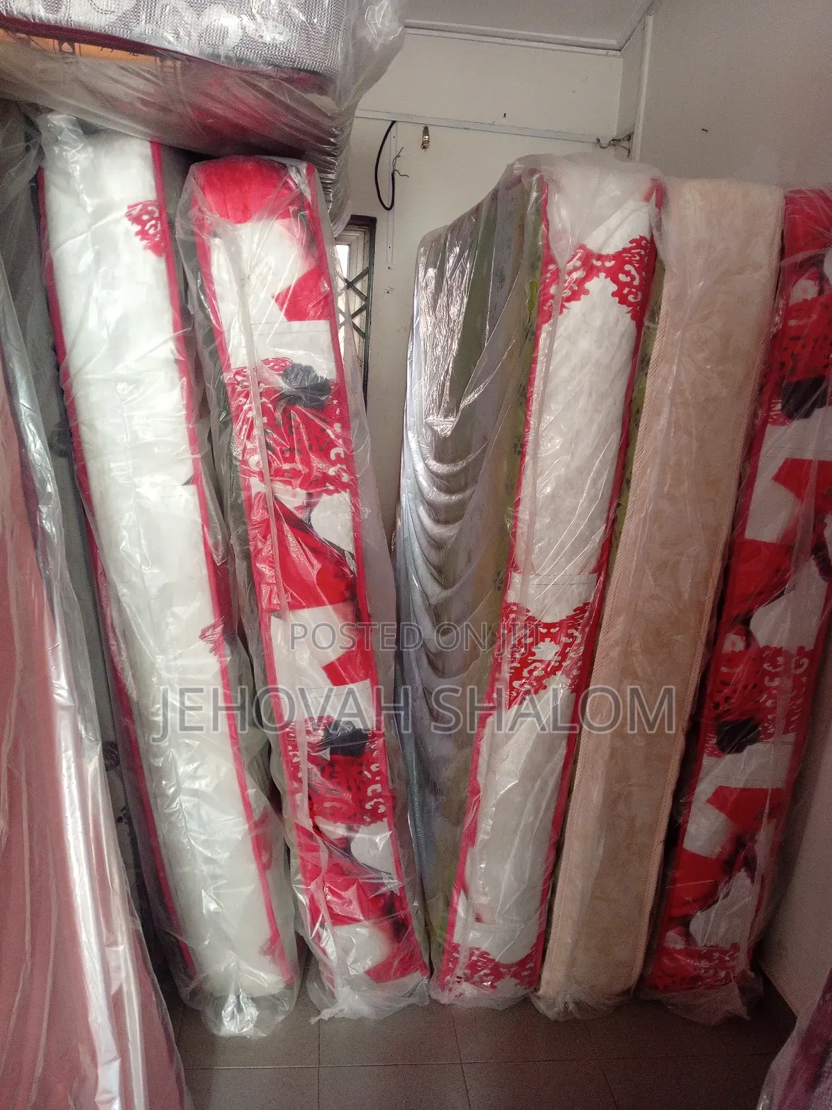 King Size Mattress 10inches Available for Sale