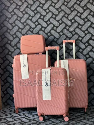 Four Set High Durability Anticrake Luggages/Travel Bags