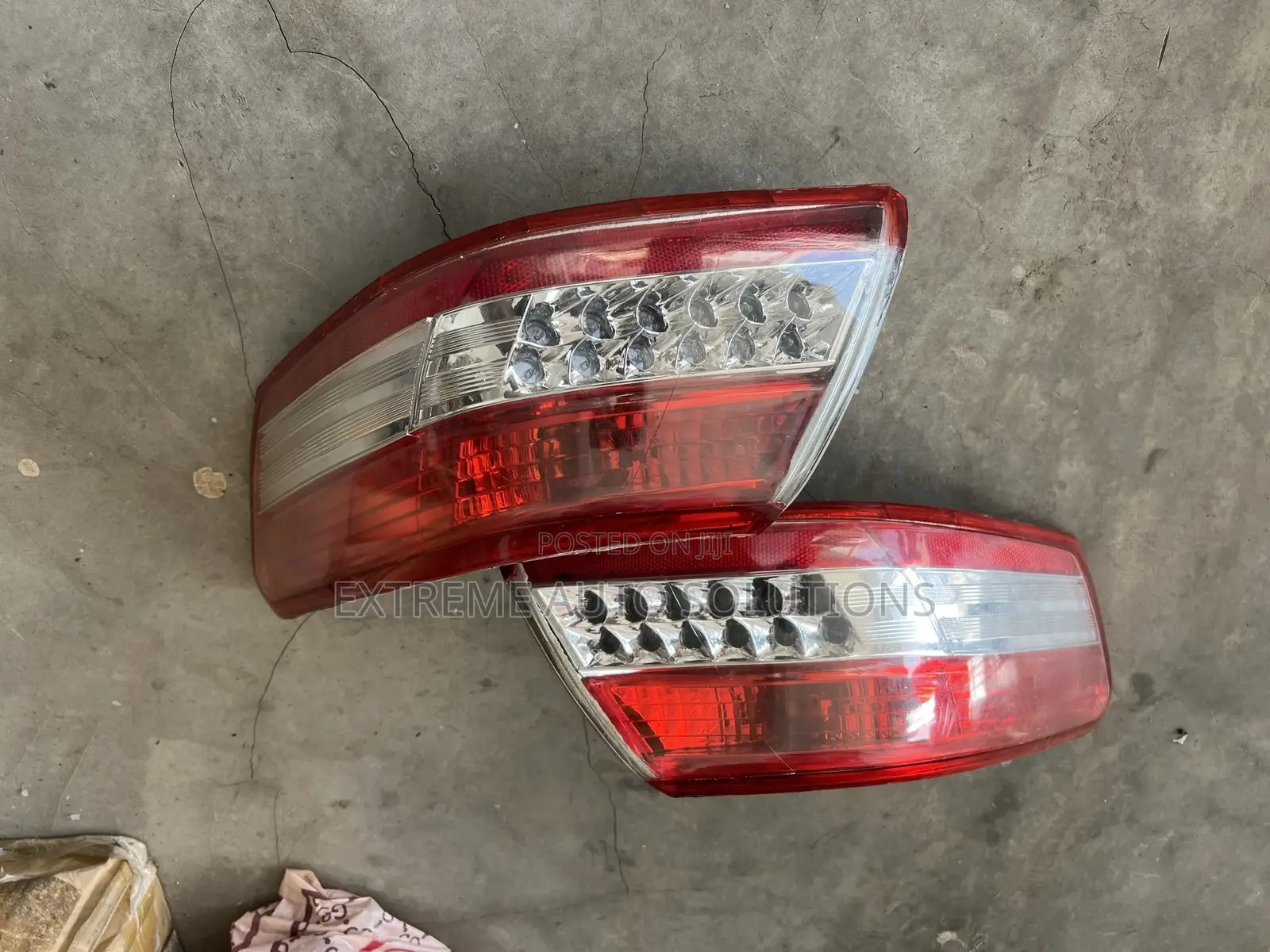 Toyota Camry 2010 Taillights