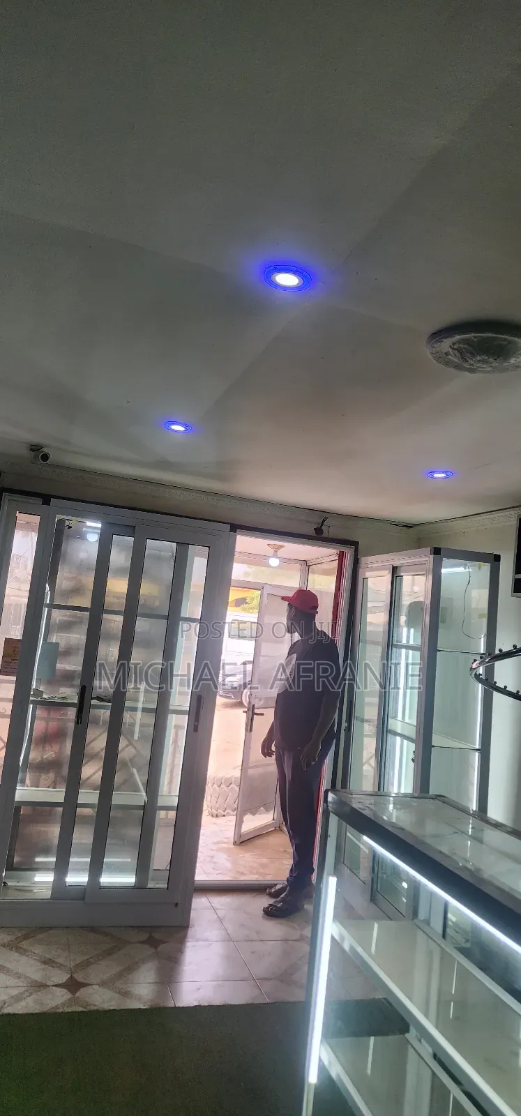 20 X10 Ft Container for Sale Neat Interior