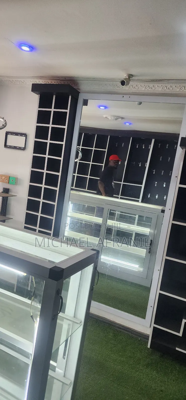 20 X10 Ft Container for Sale Neat Interior