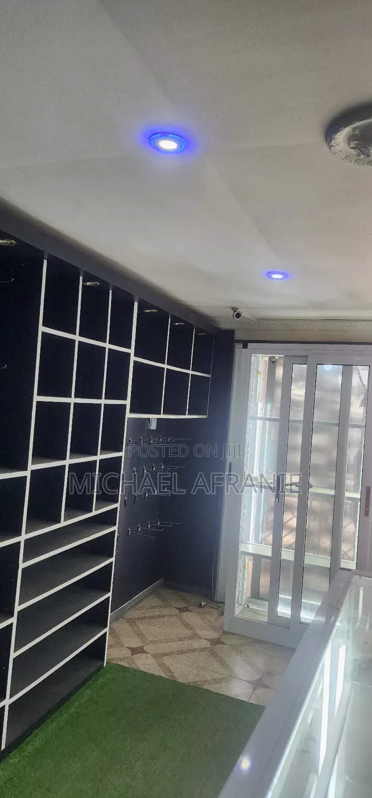 20 X10 Ft Container for Sale Neat Interior
