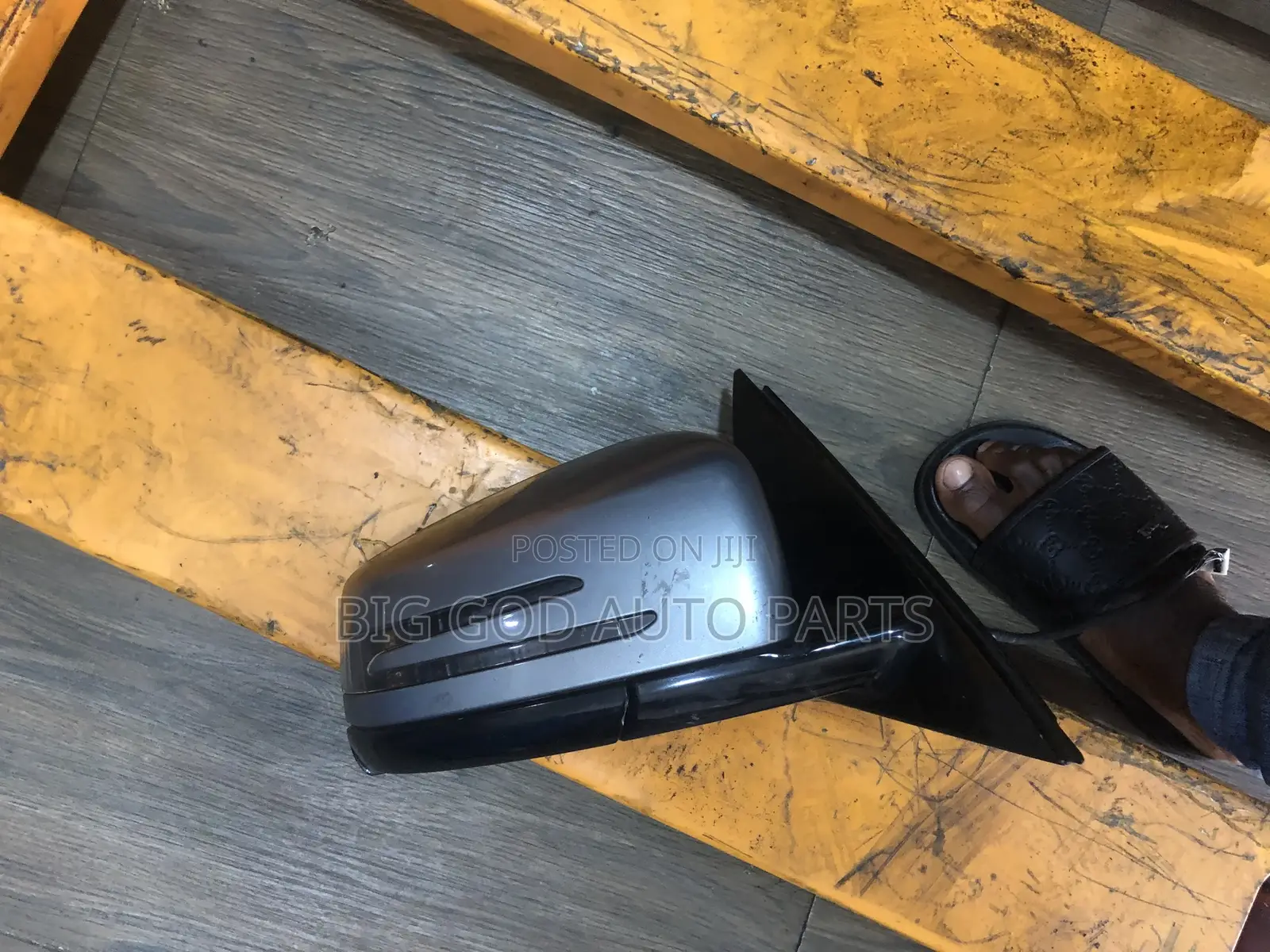 C250 Side Mirrors Pair
