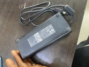 Xbox 360 Slim Power Adapter,12v~~10.83A, 135w Uk  Use.