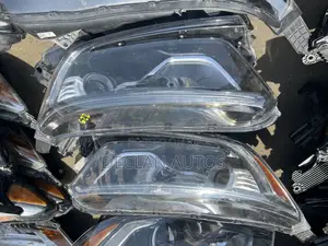 2017 2018 2019 2020 2021 Honda CR-V Headlight OEM