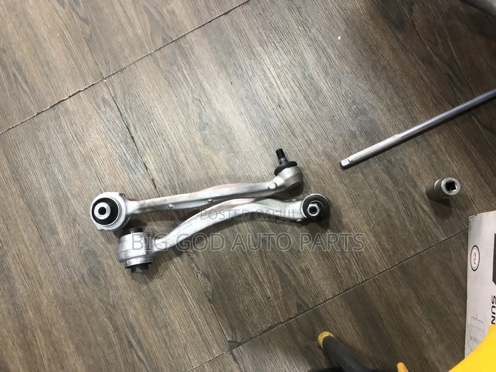 Mercedes Benz C250 Lower Arms