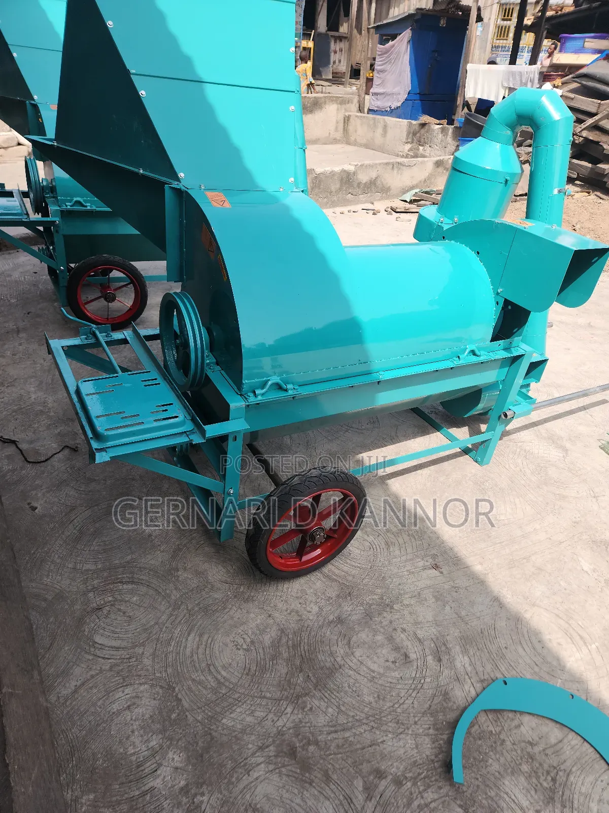 Rice Thresher