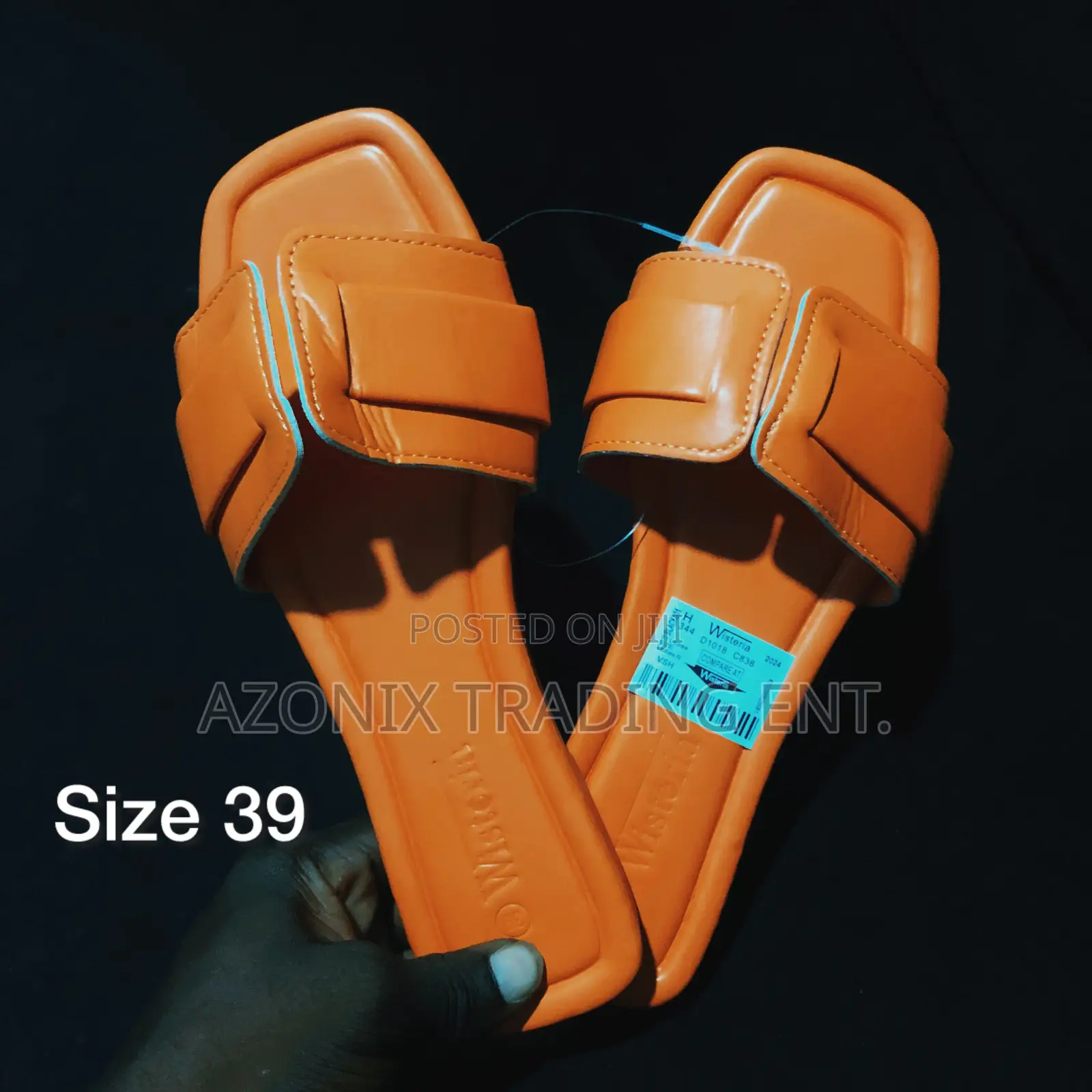 High Grade Ladies Leather Slippers