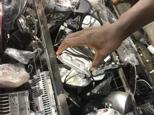 Mercedes Benz 205 Head Light Charger
