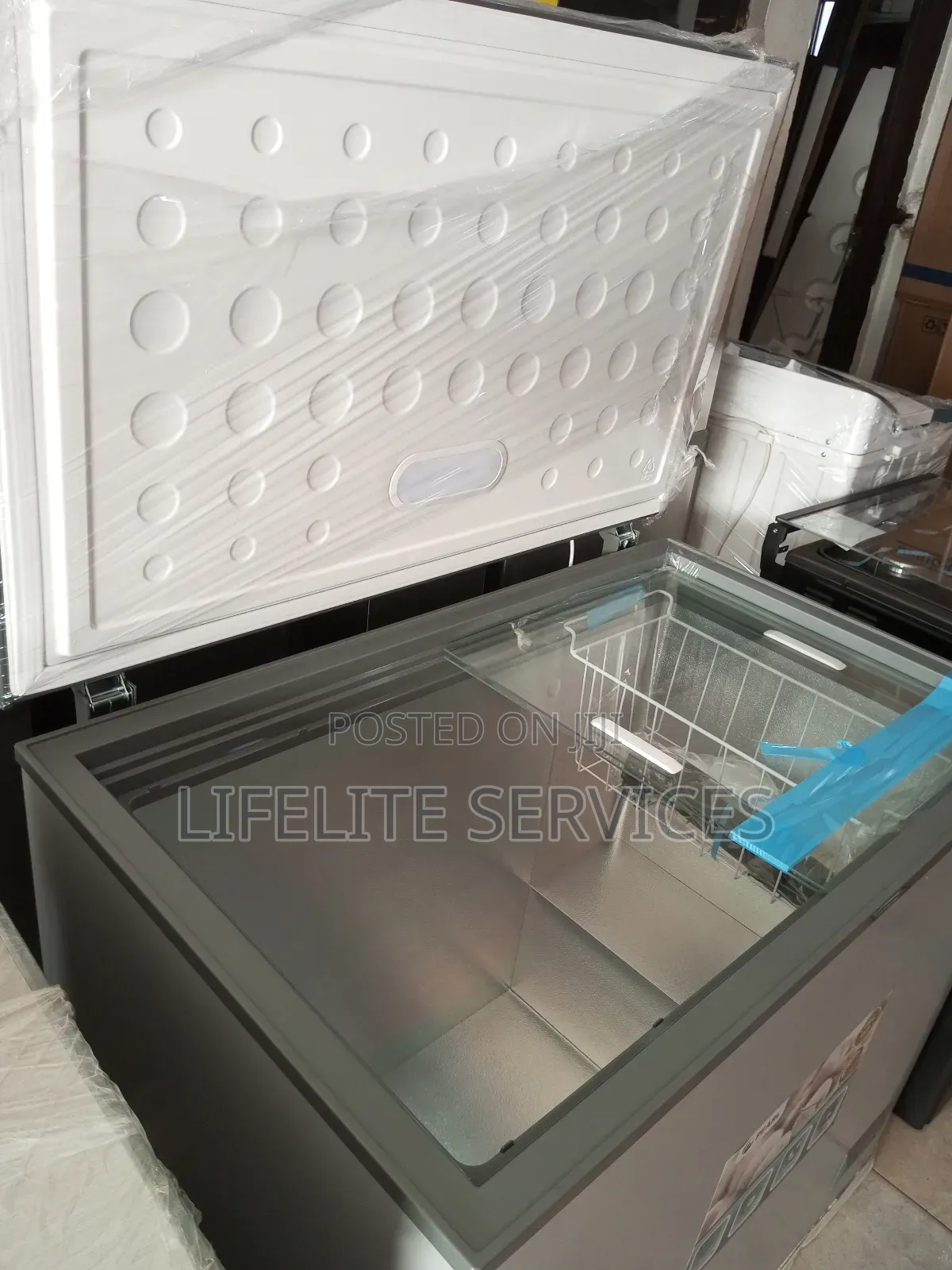 251L Freezer Pearl 2 Stars (Saves Electricity)