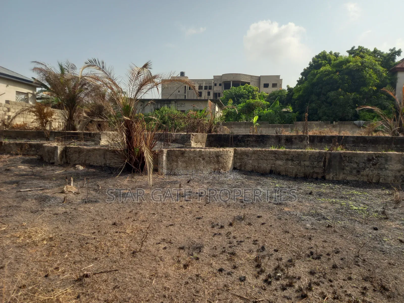 Plot for Sale at Duase ( Near Buokrom)