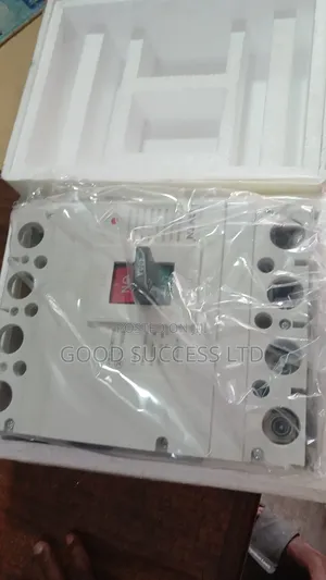 400A 4 Pole Breaker