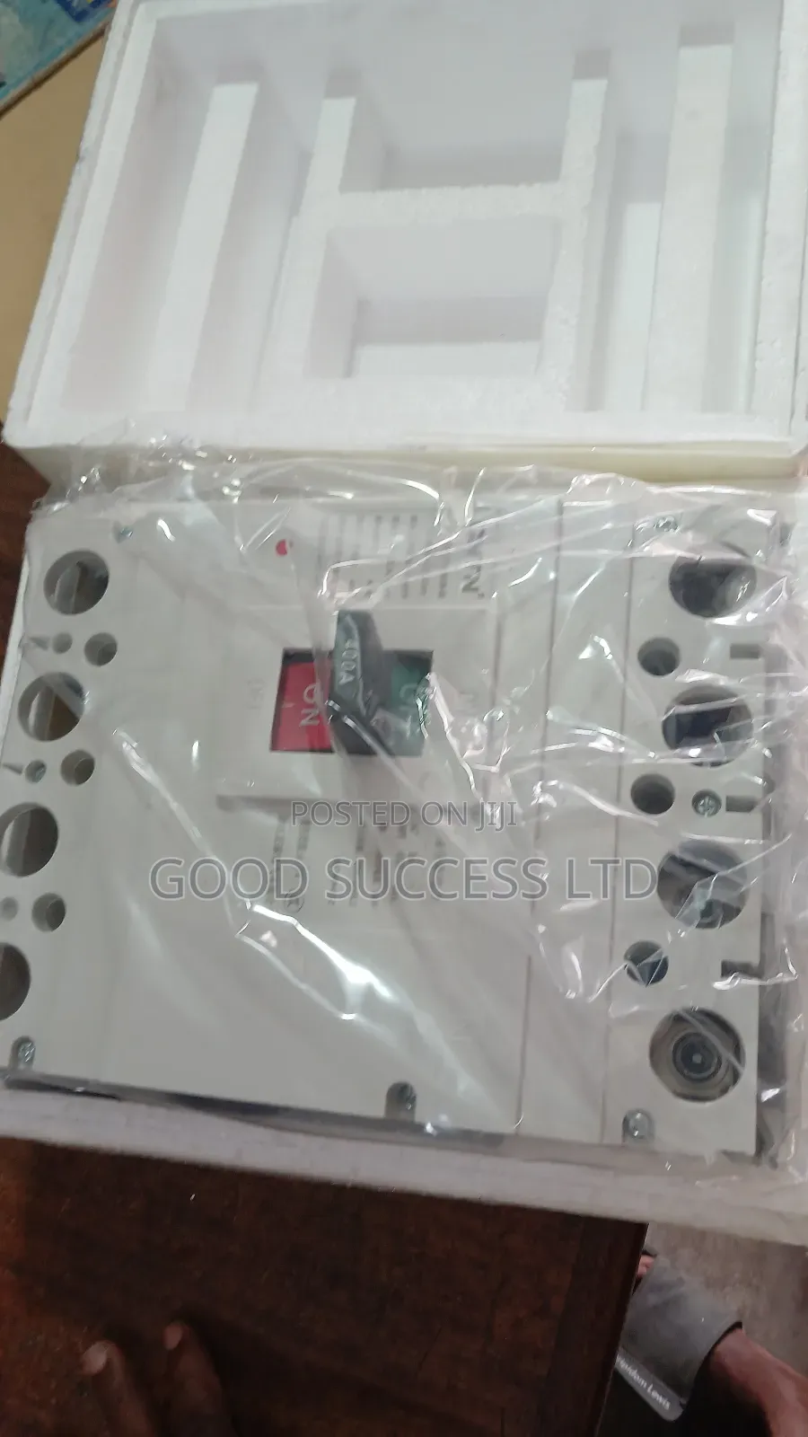 400A 4 Pole Breaker