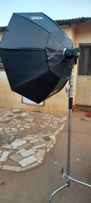 Softbox and C-Stand for Rent