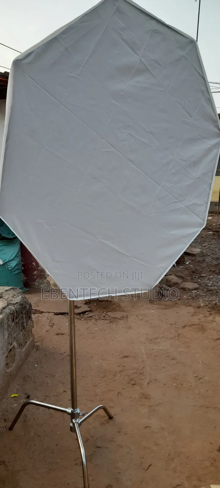 Softbox and C-Stand for Rent