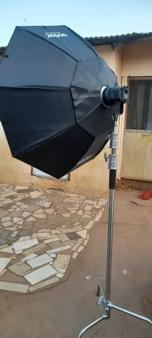 Studio Video Light COB Light With C-Stand Softbox for Rent