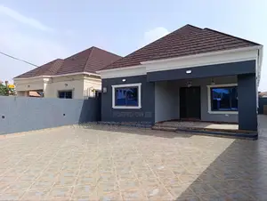 3bdrm House in Odumasi,Estate, Ablekuma for sale
