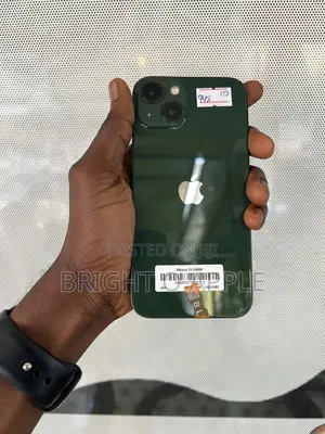 New Apple iPhone 13 128 GB Green