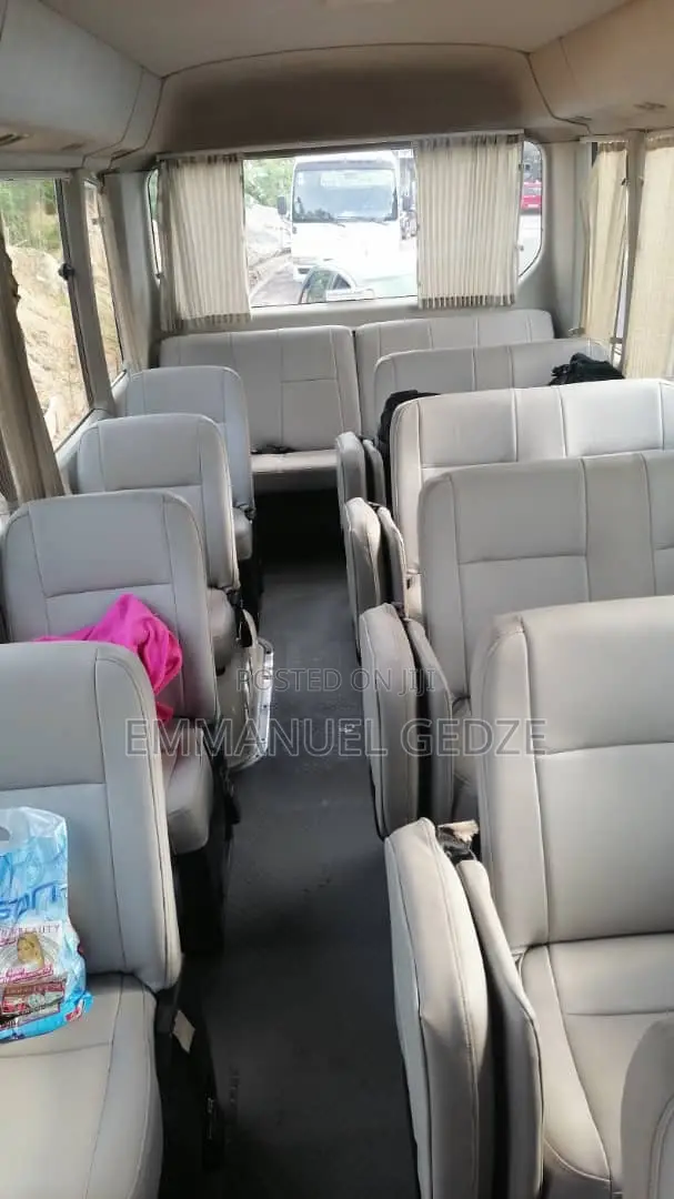 Coaster Bus Rental (New Type) for Tour and Town Riding