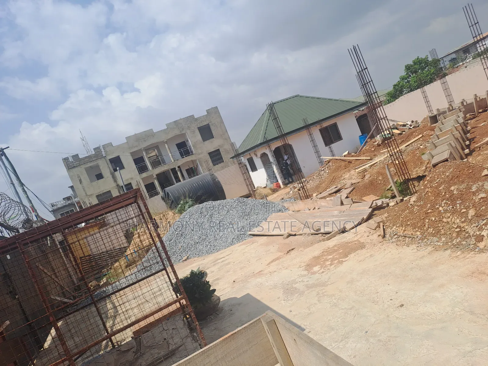 Land Forsale -Accra Newtown