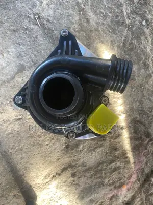 BMW E60 E61 E71 E82 E88 E90 E92 F01 F02 F10 Water Pump