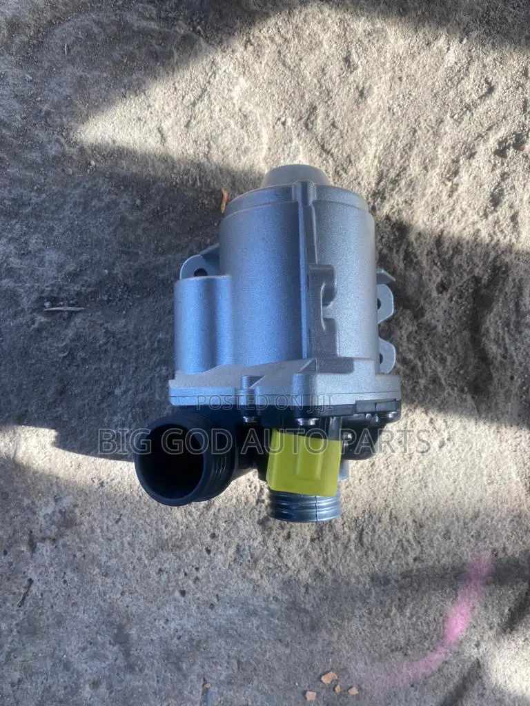 BMW E60 E61 E71 E82 E88 E90 E92 F01 F02 F10 Water Pump